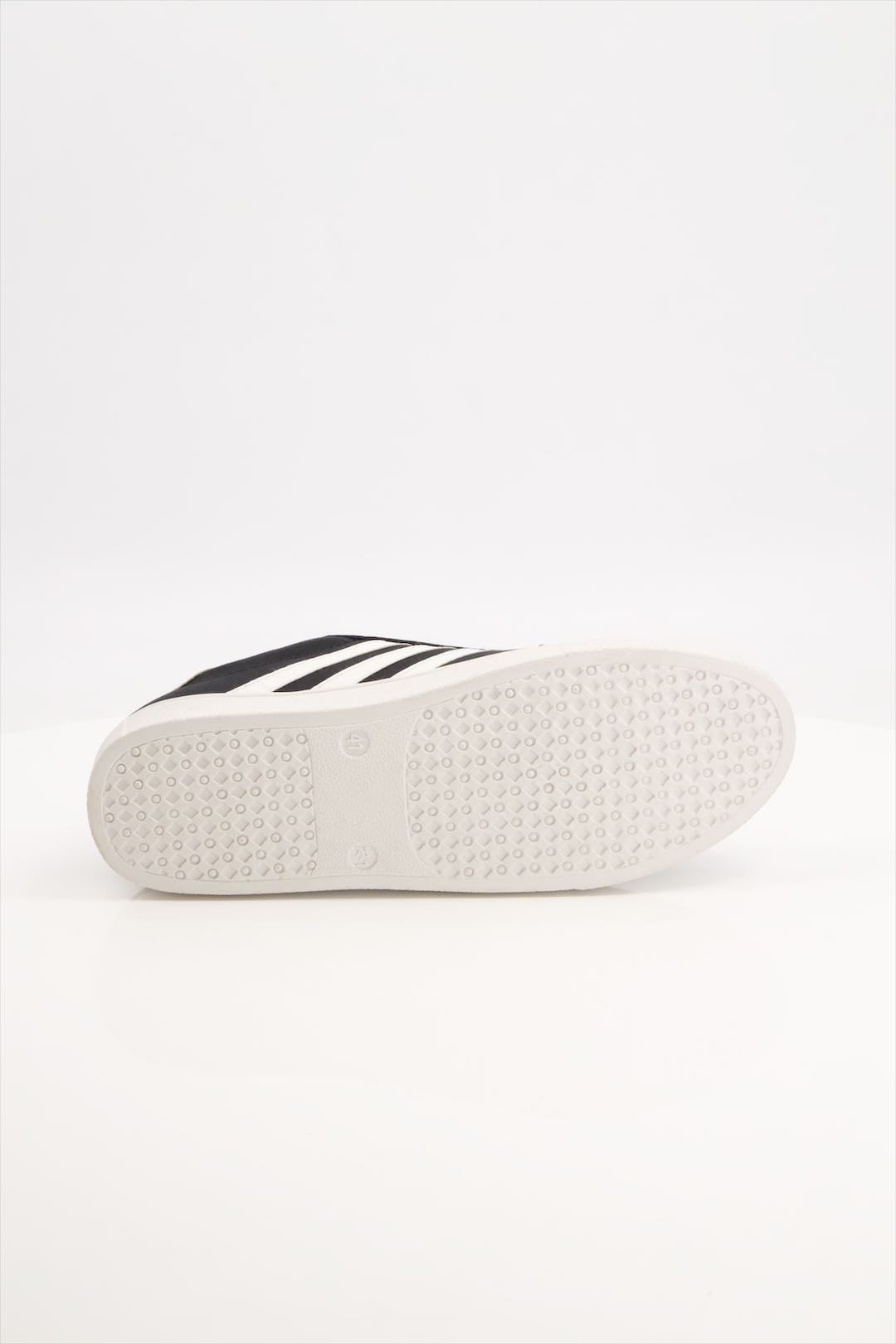 Asiwen Slip Fit Sneakers