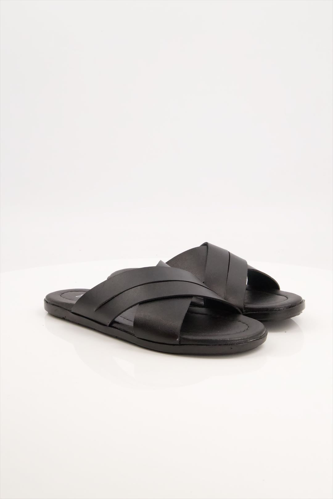 Crossover Slippers